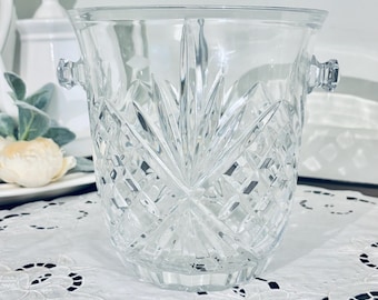 Vintage HEAVY 5.5lbs Crystal CHAMPAGNE ice BUCKET with handles Jar diamond cut 7.5" tall 7.25" wide