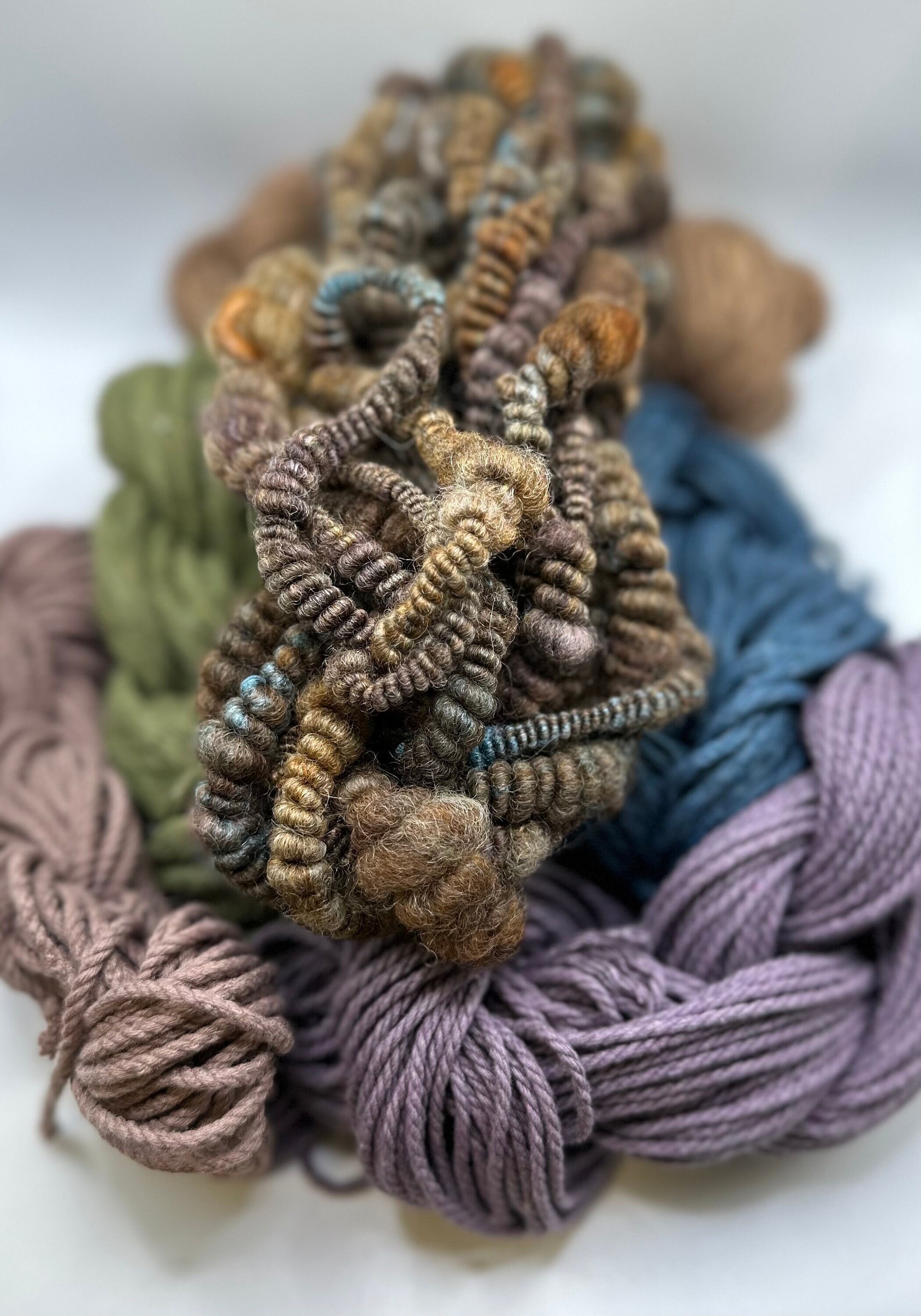 medium-sized weaving yarn packs — Weaver House