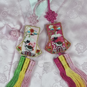 Turtle&Crane Norigae Korean Tassel Charm, Korean Good Luck Symbol Embroidered Hanbok Accessory Knot Keychain, New Year and Chuseok Gift
