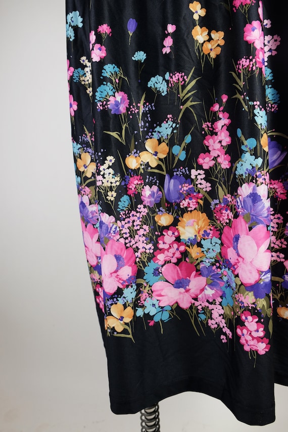 1980s National Colorful Floral Housedress - image 9