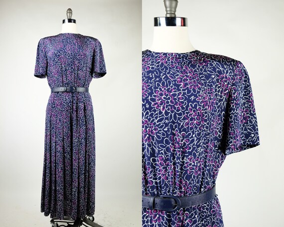 liz claiborne purple dress NWT Liz Claiborne Purple & red paisley print sleeveless flowy knee length dress