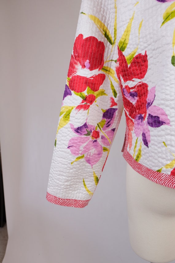 1980s Bright Floral Reversible Quilted Jacket - image 7