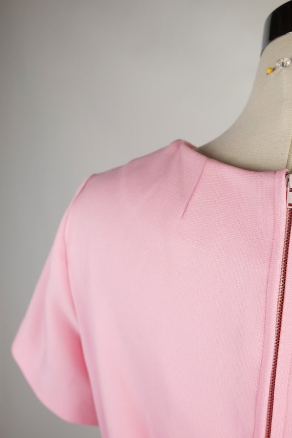 1960s Bubblegum Pink Double Knit Mod Dress - image 7