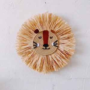 Lion Face Raffia Wall Hanging,Safari Jungle Nursery Decor,Lion Head Boho Kids Room Decor Wall Art, Birthday's Gift,Lion Nursery Wall Decor Brown