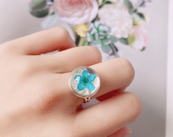 Forget me not resin ring, Pressed flower resin ring, Real Flower Ring, Botanical Ring, Nature ring, Dainty Statement Ring, Adjustable Ring
