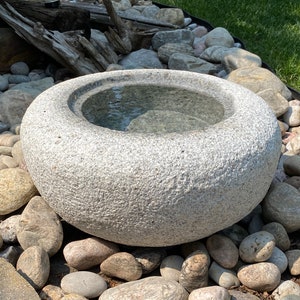 Tetsu Bachi (鐵鉢)Japanese water basin(Natural Granite Hand-cut )