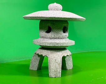 Kodai Yukimi(古雪見) Japanese Lantern(Natural Granite Hand-cut)