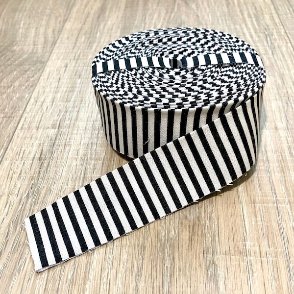 QUILT BINDING - Black and White 1/8” Stripe - 100% Cotton - 5, 7, 9 or 11 yard 1.25” single fold roll