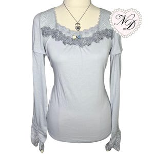 Axes Femme Rare 2-Way Sleeve Top