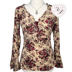 L&#39;EST ROSE Beige Floral Velvety Top