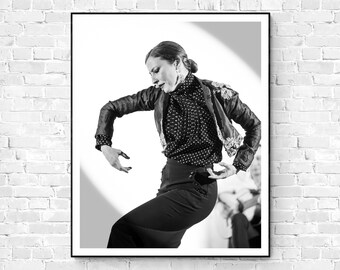 Flamenco dancer art | Spanish dancer poster | Gitana dancer wall art | Dance Studio and School decoration