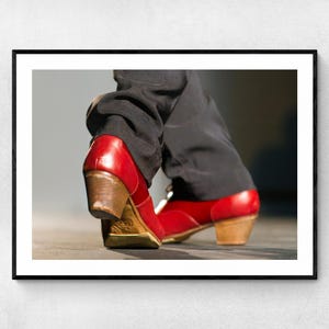 Impresión de gran formato de botas rojas de flamenco / Póster de bailarina española / Decoración de estudios y escuelas de baile