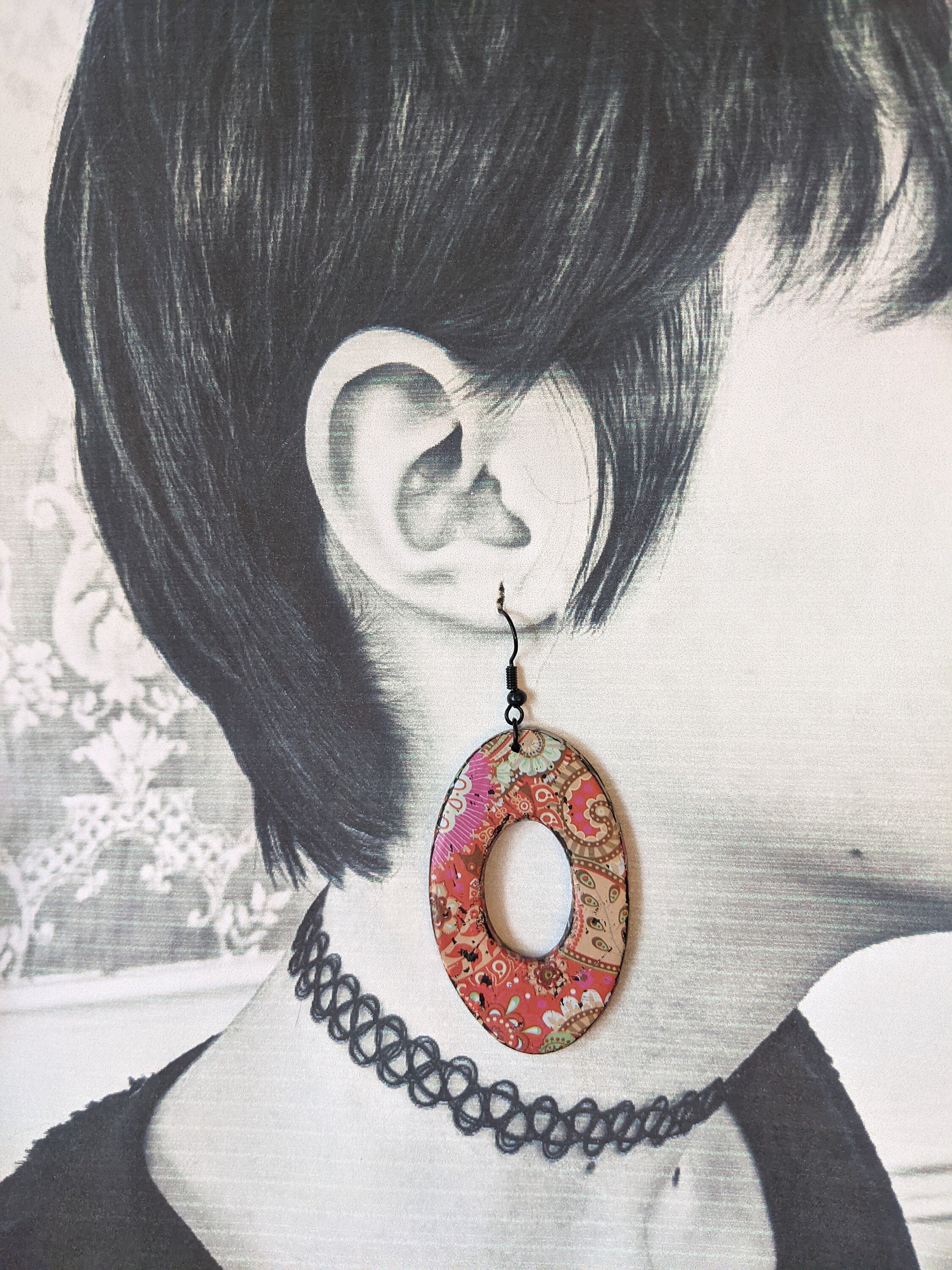 Verwittert rot Bandana schwarz moderne ovale Ohrringe Land | Etsy