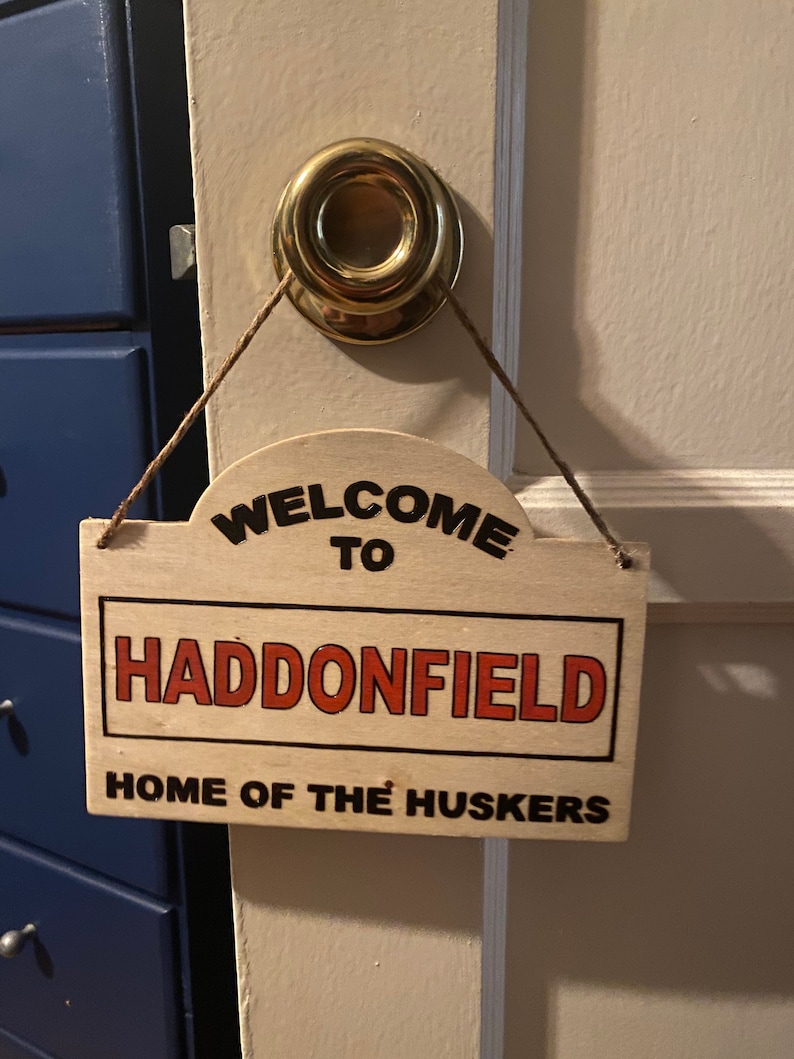 Haddonfield Lettering Welcome to Haddonfield Sign - Etsy