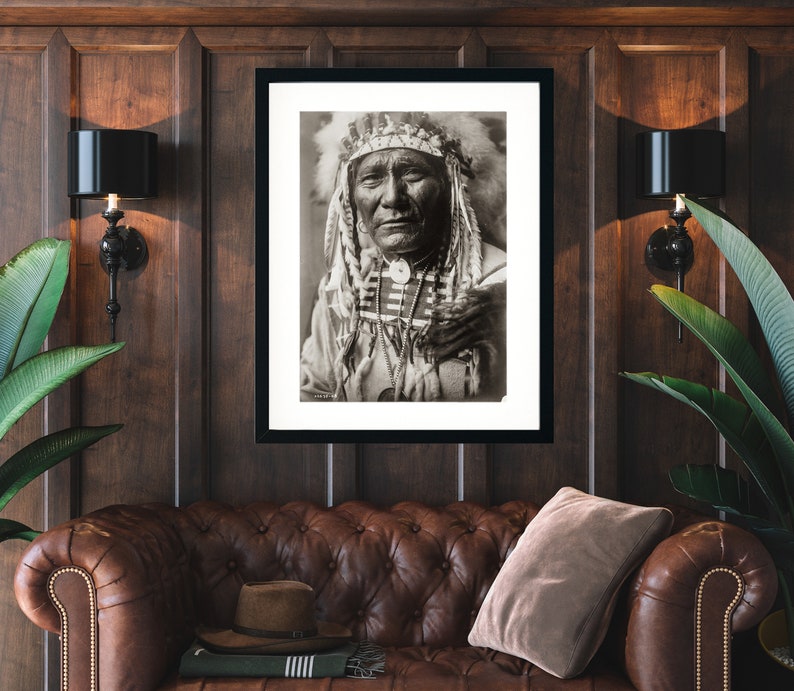 Edward Curtis Photograph – Crow Chief Portrait, Native American ...