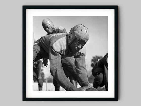 Vintage Football Print | 1943 African American Athlete Photo - Etsy Vintage Football Print | 1943 African American Athlete Photo - Etsy
