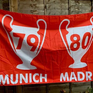 Nottingham Forest Flagge 5ft mal 3ft - Shirt Schal Abzeichen Poster