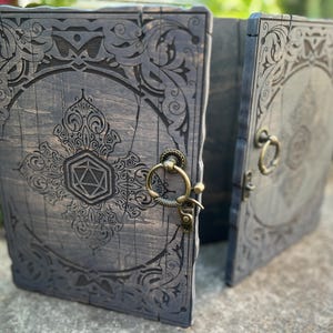 DM screen, Dungeon Master Screen, GM Screen, Wooden dm Screen, DnD DM Screen, Dungeons and Dragons, Game Master Screen, DnD gift, dnd screen