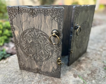 DM screen, Dungeon Master Screen, GM Screen, Wooden dm Screen, DnD DM Screen, Dungeons and Dragons, Game Master Screen, DnD gift, dnd screen