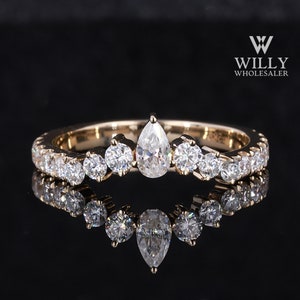 Curved Eternity Crown Shape Wedding Band, Fiery Pear With Round Brilliant Cut Moissanite Engagement Band, Matching Band For Anniversary Ring