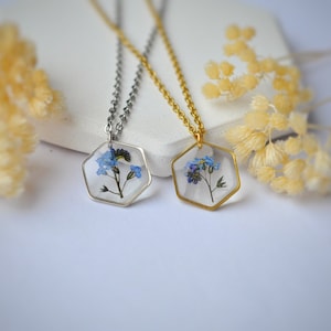 Women's necklace real pressed forget-me-not Resin and dried flower jewelry women's gift Flower jewelry image 8