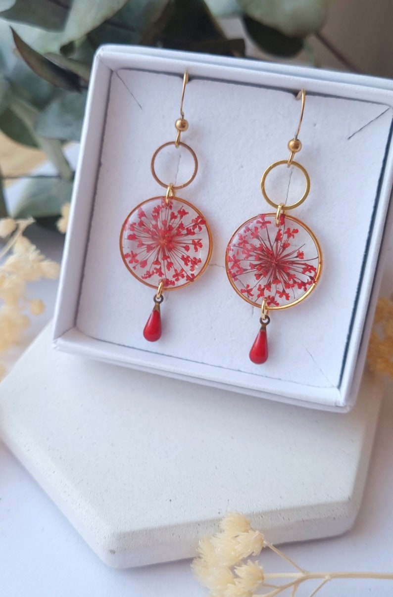 Boucles d'oreilles de vraies fleurs rouges, Bijou en résine et fleurs séchées, cadeau pour femme, anniversaire, Bijou mariage, bijoux femme image 9