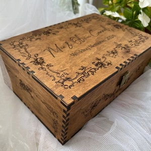 Personalized Wedding Memory Box, Custom Wooden Keepsake box, Vintage Style Keepsake Box, Wedding Gift, Gift For Couple, Anniversary Gift