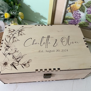 Gepersonaliseerde bruiloft geheugendoos, aangepaste houten aandenkendoos, vintage stijl aandenkendoos, huwelijkscadeau, cadeau voor stel, jubileumcadeau