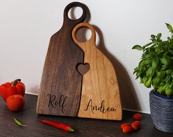 Tabla de cortar de madera personalizada como regalo de bodas