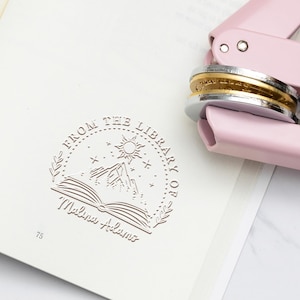 Timbro per libri personalizzato, timbro per biblioteca, timbro per ex libris personalizzato, timbro con logo personalizzato per libro, regalo per amanti dei libri, regali per amanti dei libri