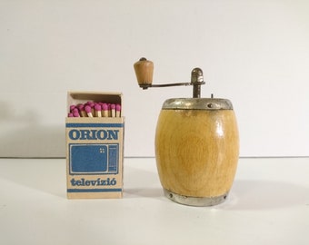 vintage mini salt and pepper grinder mill 1960s Hungary