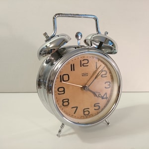 Vintage Twin Bell-wekker, opwindbaar, chroom, MOM Hongarije jaren 1960 - werkt niet!