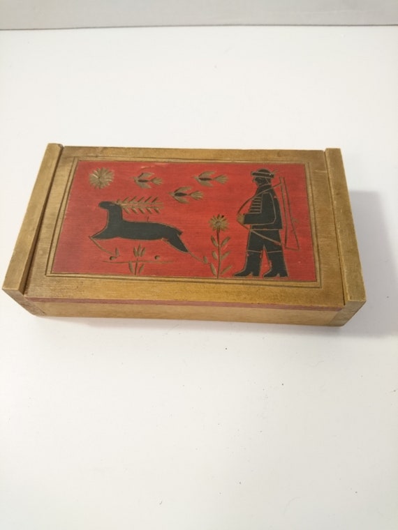 Vintage Hand Carved Wooden Trinket Box Hunter & D… - image 3