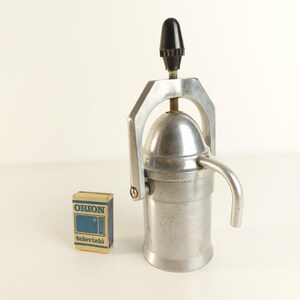 Cafetière expresso vintage sur cuisinière pour le camping et la randonnée, petite taille, 2 tasses