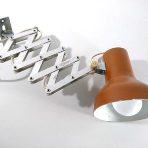 Vintage Accordion Arm Lamp, Wall Mountable Scissor Lamp, 1970s Retro