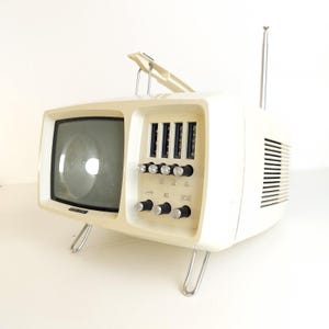 Vintage Mini Telelvision Space Age Design CRT Tv Videoton Mini-Vidi 1970s White - Not working!