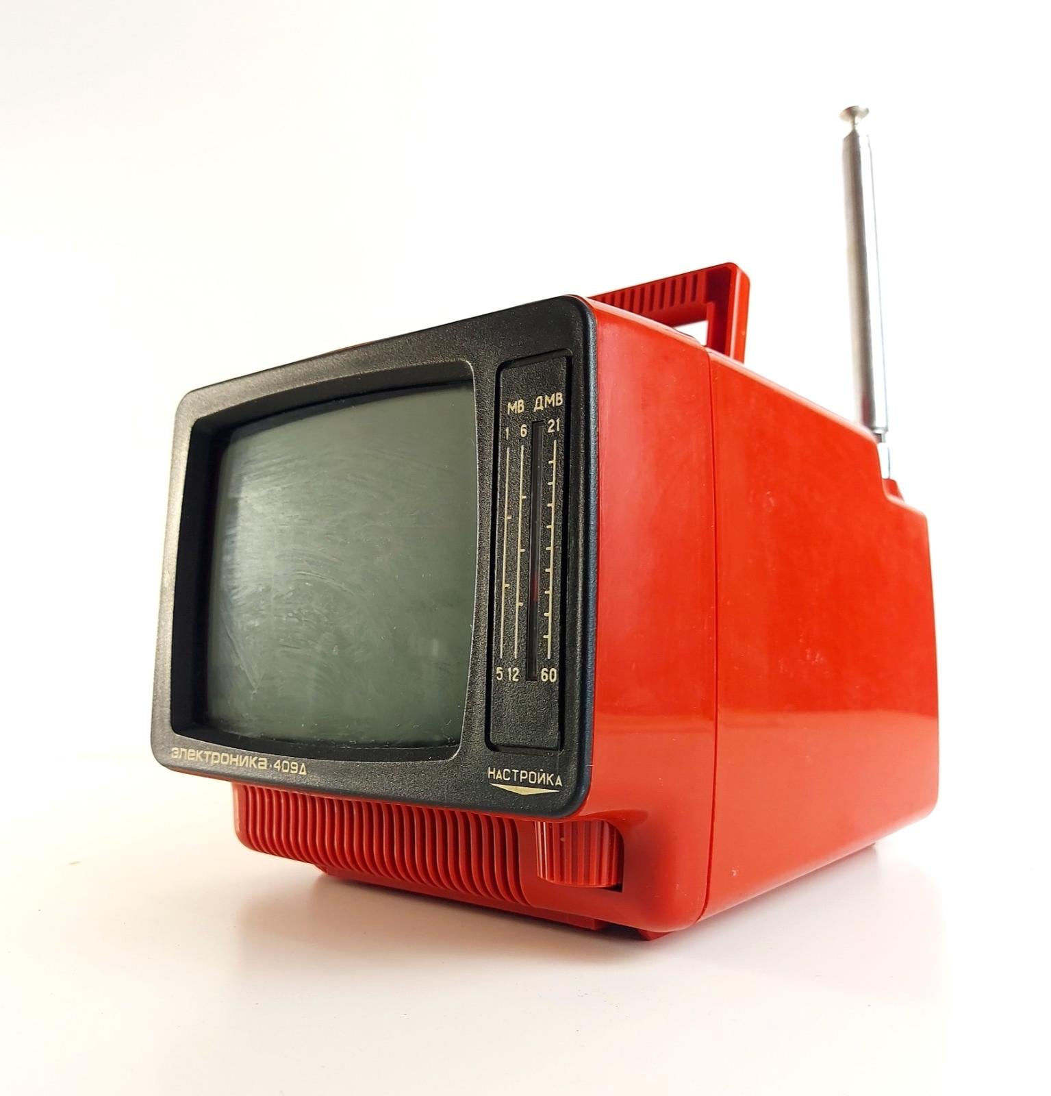 Coca-Cola ポータブルテレビ レトロデザイン 2025年最新】ポータブルテレビ コカコーラの人気アイテム - メルカリ