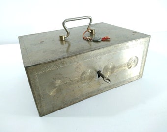 Cassette de dinero BEAUMONT antiguo, caja fuerte, caja de seguridad de la década de 1920