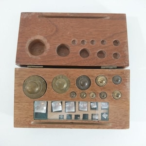 Jewelry scale weights set vintage