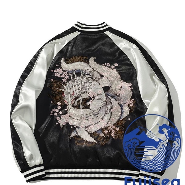 FujiSea Fairy Nine-Tail Kitsune Fuchs Stickerei Sukajan Jacke für Unisex [Schwarzer Hintergrund und schwarze Farbe Ärmel]