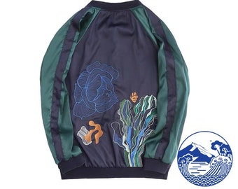 JKT217 Fuji Sea Flower and Leaves Embroidery Sukajan Souvenir Bomber Jacket for Women [Navy Blue Background and Green Sleeve]