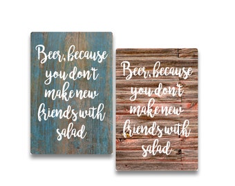 Letrero metálico "Ensalada para amigos cerveceros" - Divertida decoración para bares