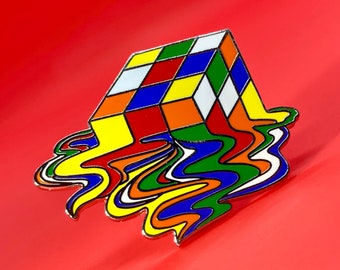 Pin de cubo de Rubix derretido / Pin de esmalte duro / Pin de solapa / Insignia / Surrealista / Colorido / Juguetes clásicos