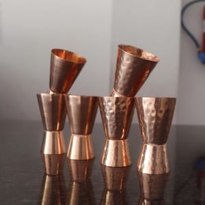 Set shaker per cocktail in rame con misurino a piolo: eleganti strumenti da bar per la casa