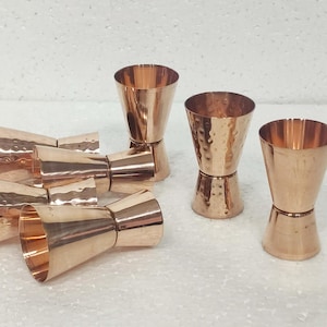 Peg Measurer Jigger, Premium Handmade Vintage Cocktail Jigger for Perfect Mixing – Ideal Gift for Cocktails Enthusiasts Hammered Plain Gift