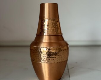 Jarra de agua de cobre martillado hecha a mano - Medio martillado