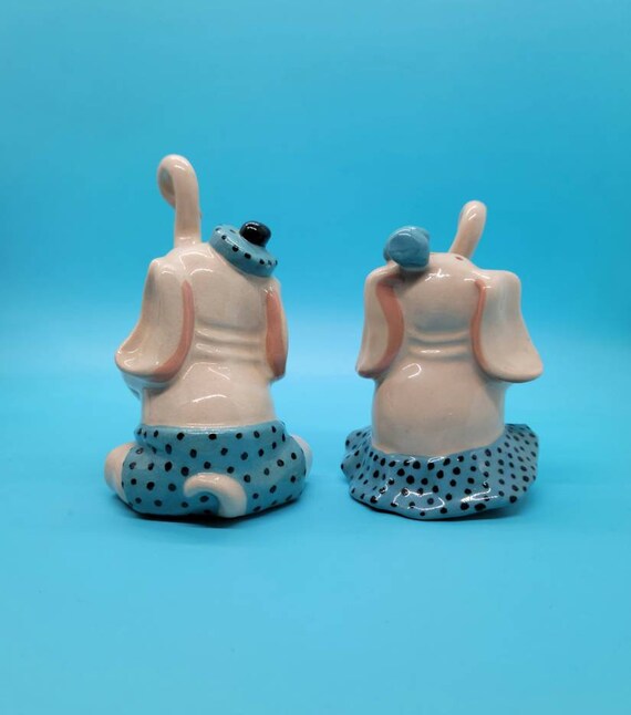 Vintage Ceramic Arts Studio Elephant Salt and Pepper Shaker Set 1950s 