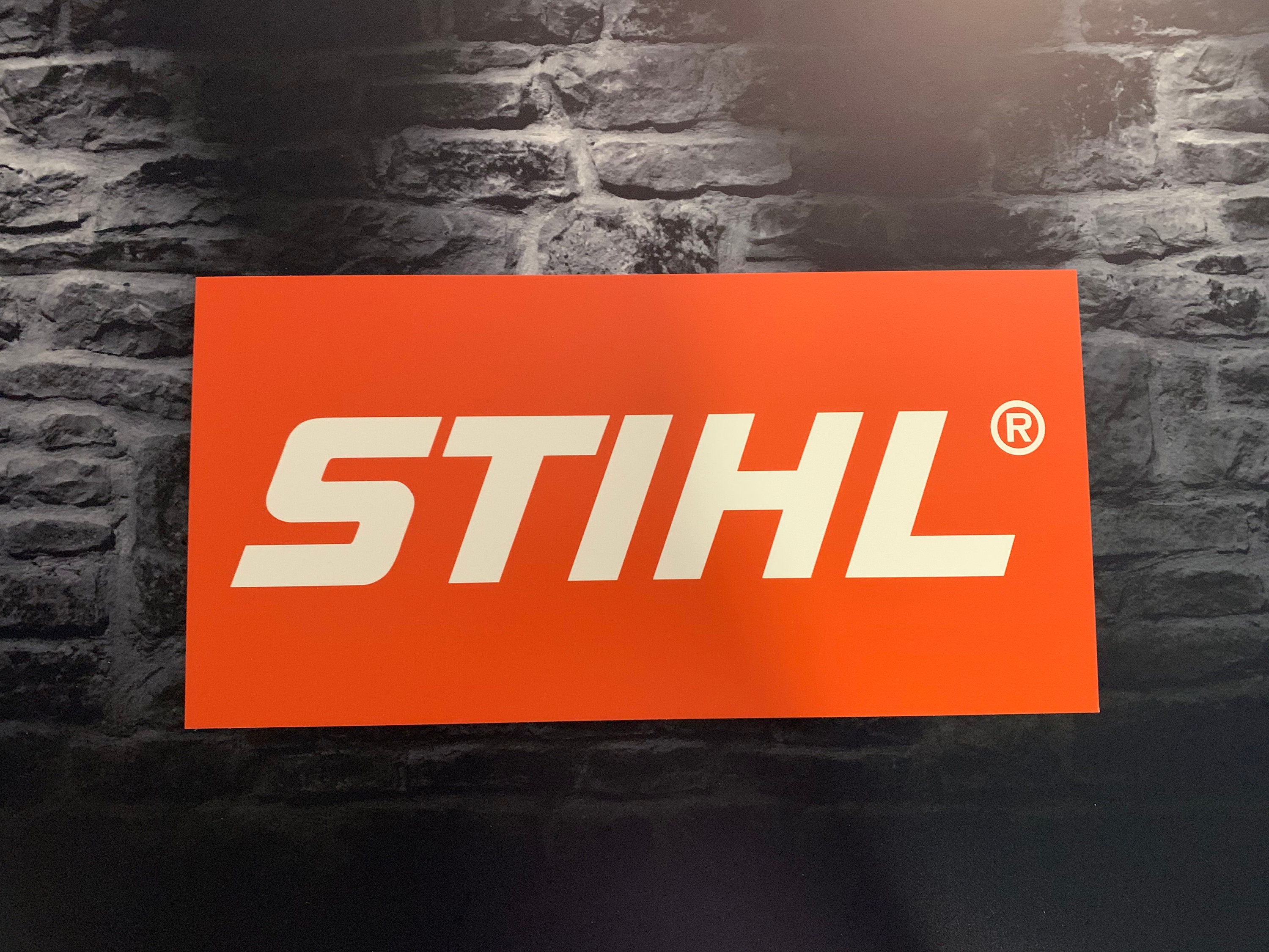 Enseigne Plaque Décorative Outillage Stihl | 60 cm X 30 cm