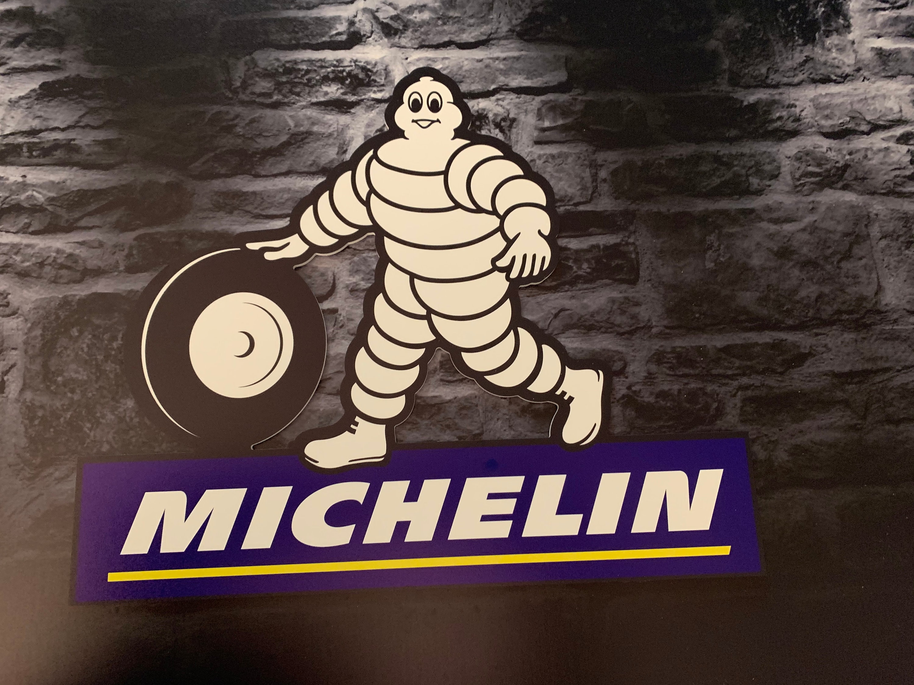Enseigne Plaque Décorative Pneus Bibendum Michelin
