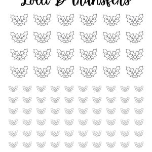Pode incluir: Uma folha de 60 adesivos de folhas de azevinho e bagas em preto e branco. Os adesivos estão dispostos em 6 filas de 10. O texto "Lolli B Transfers" está no topo da folha e "lollibcustomcutters.etsy.com" está na parte inferior.